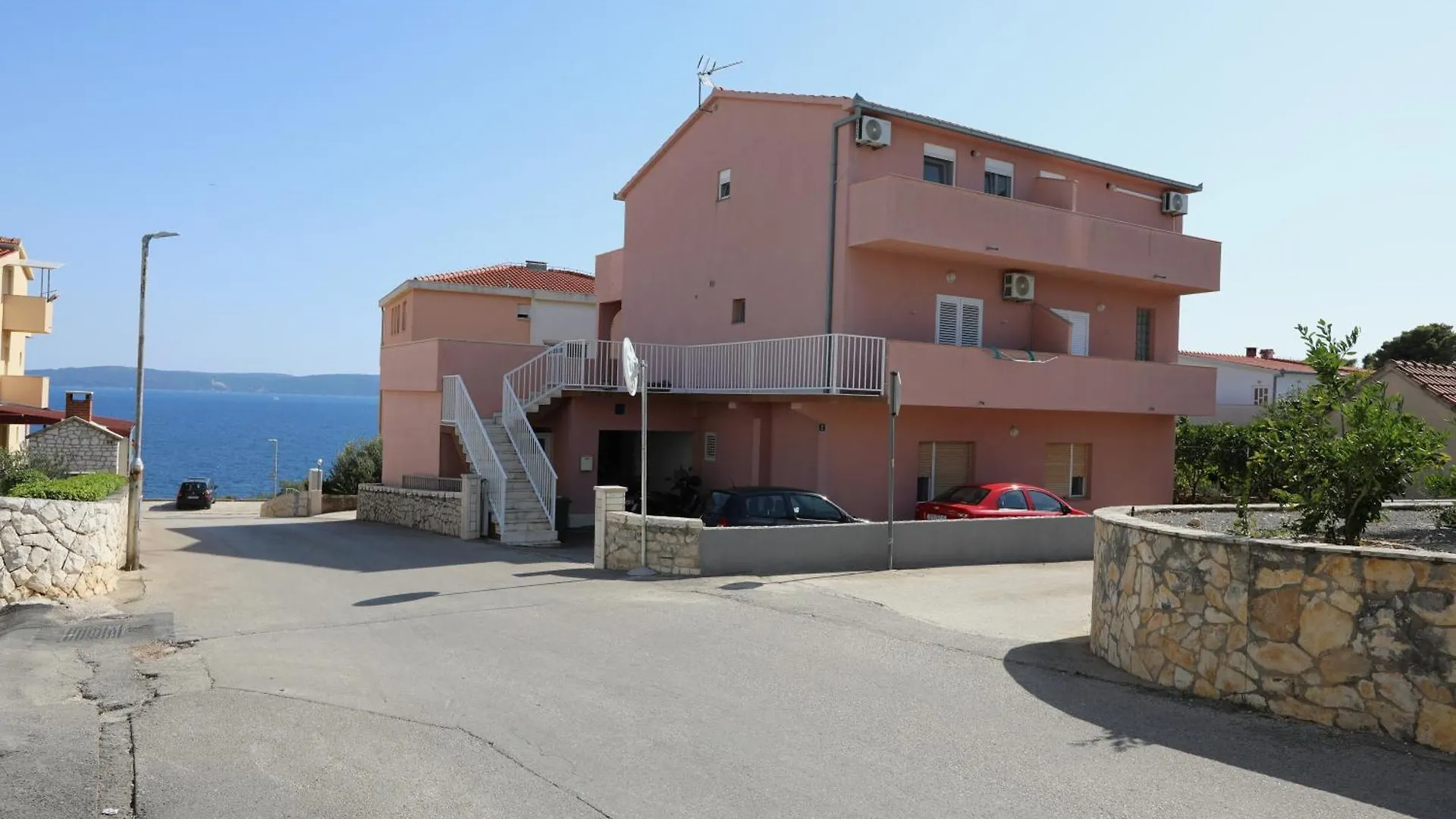 Surf & Joy - Croatia Vacation Rentals Seaview Apartment Okrug Gornji 0*,  Croatia